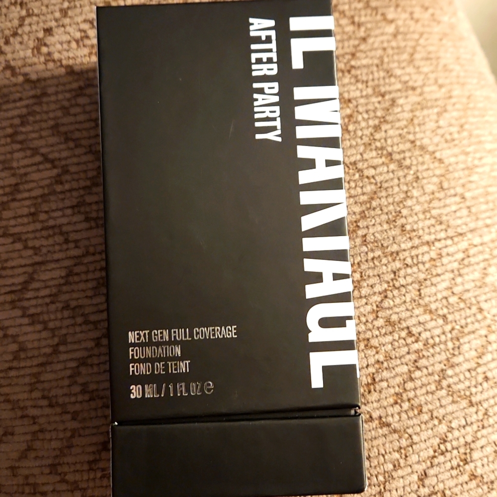 IL Makiage Foundation